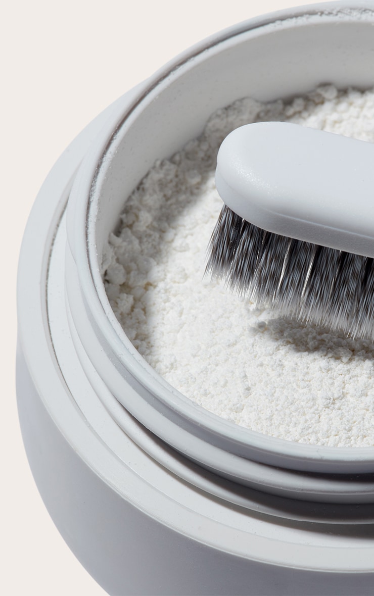 Polished London Hyaluronic Teeth Whitening Powder image 3