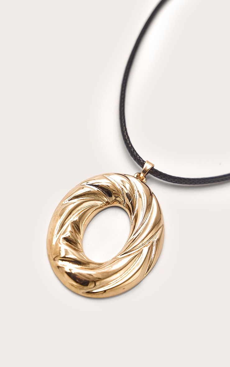 Collier en corde à pendentif torsadé texturé doré image 3