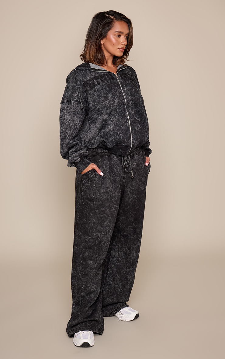 PRETTYLITTLETHING Shape Black Wide Leg Sweatpants image 2