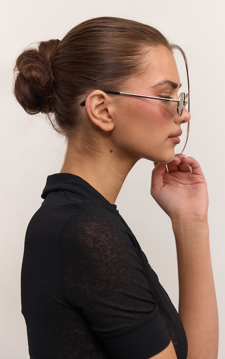 Gold Metal Frame Oval Sunglasses