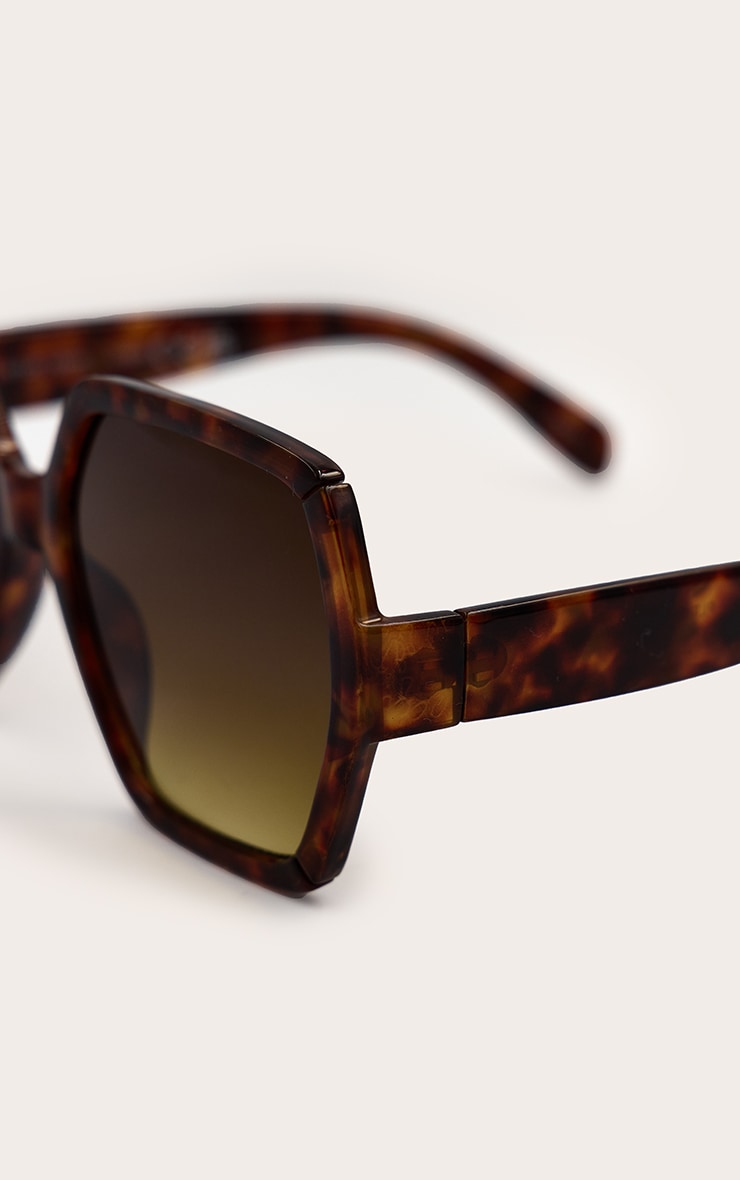 Tortoishell Oversized Angled Sunglasses image 4