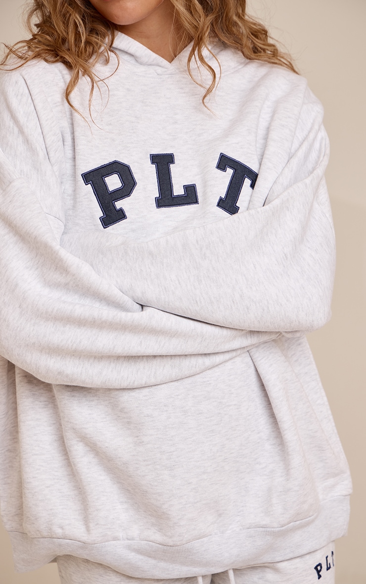 PRETTYLITTLETHING Ash Grey Logo Oversized Hoodie image 4