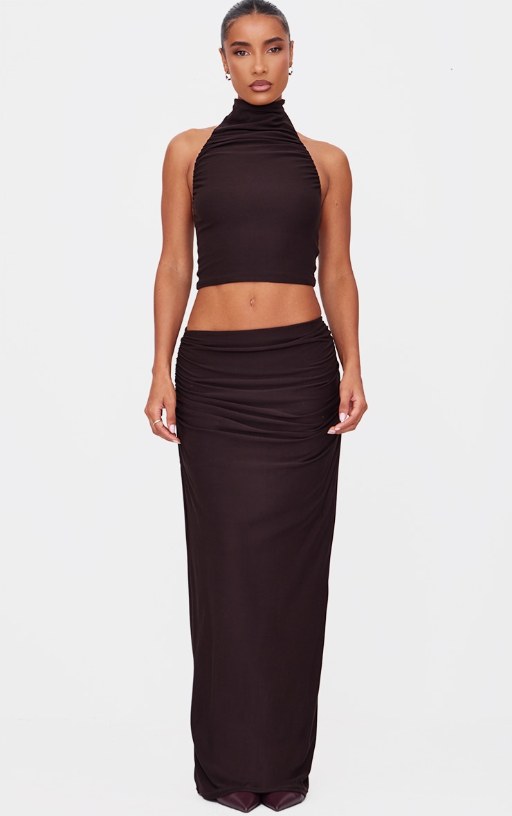Crop top doux chocolat froncé à dos nu image 3