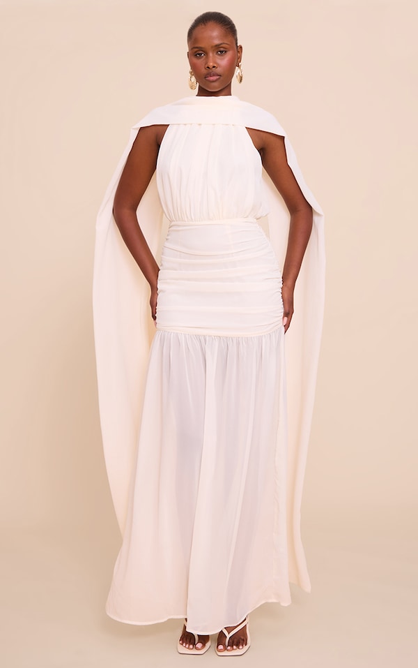 Robe longue crème froncée à col montant et détail foulard