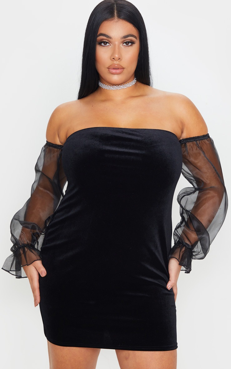 PLT Plus - Robe moulante en velours noir à manches organza