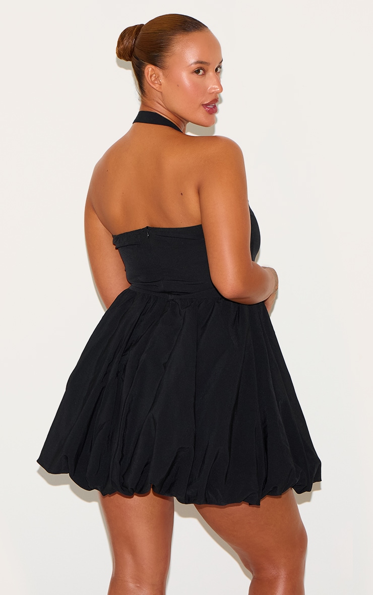 Plus Mini-robe bouffante noire à dos nu et détail boucle image 2