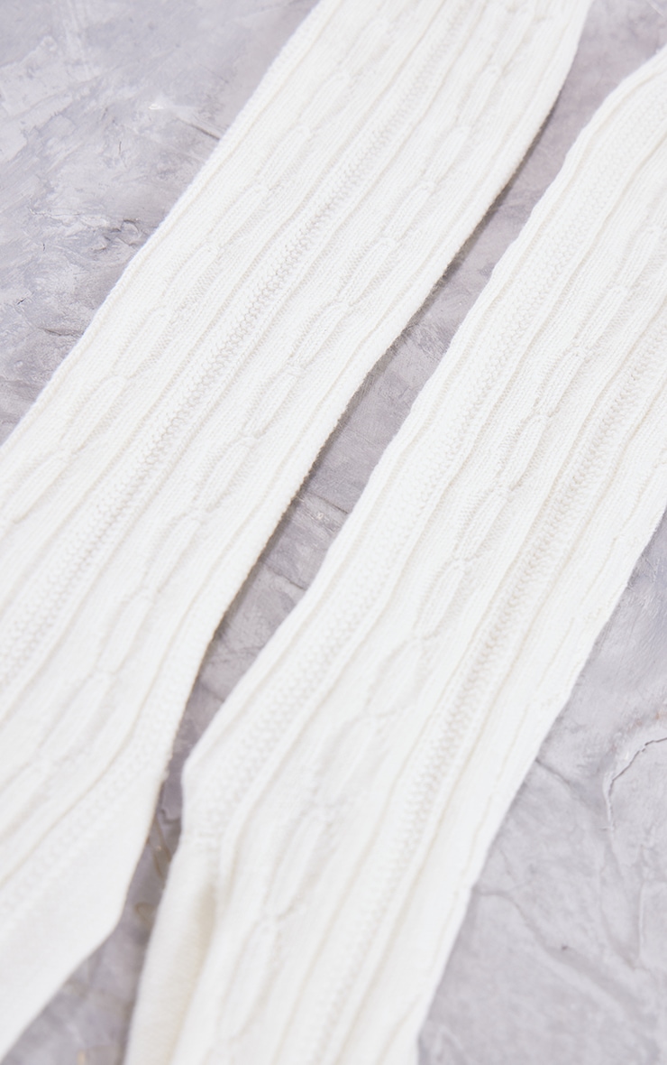 Chaussettes hautes en maille tricot torsadée crème image 3