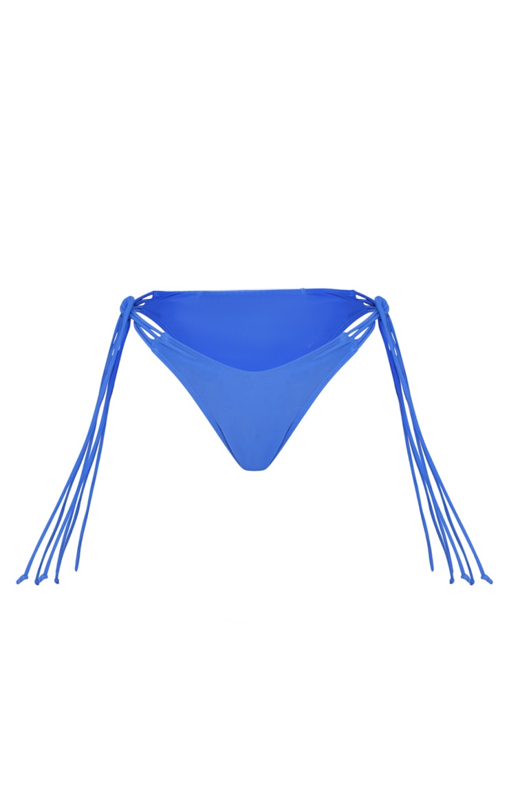 Bas de maillot de bain bleu vif à côtés noués et franges image 5