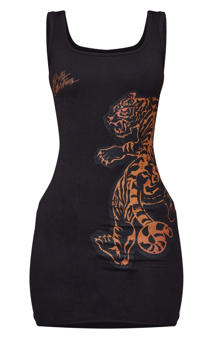 PRETTYLITTLETHING Petite Black Graphic Printed Bodycon Dress image 1