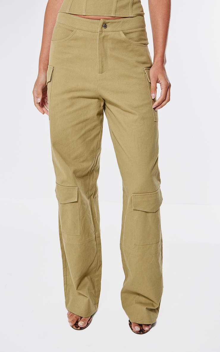 Pantalon large en maille sergée deluxe taupe style cargo à taille mi-haute image 2