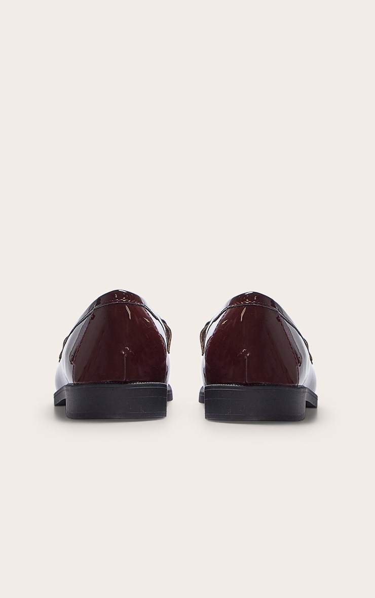 Mocassin bordeaux verni, orné d'une boucle dorée image 3