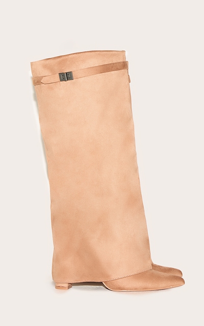 Bottes hautes en suédine camel repliées à talon carré et bout pointu