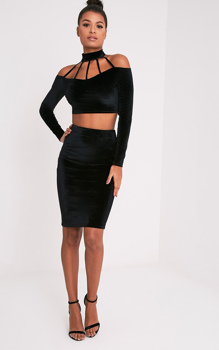 Whitney Black Velvet Midi Skirt Skirts PrettyLittleThing