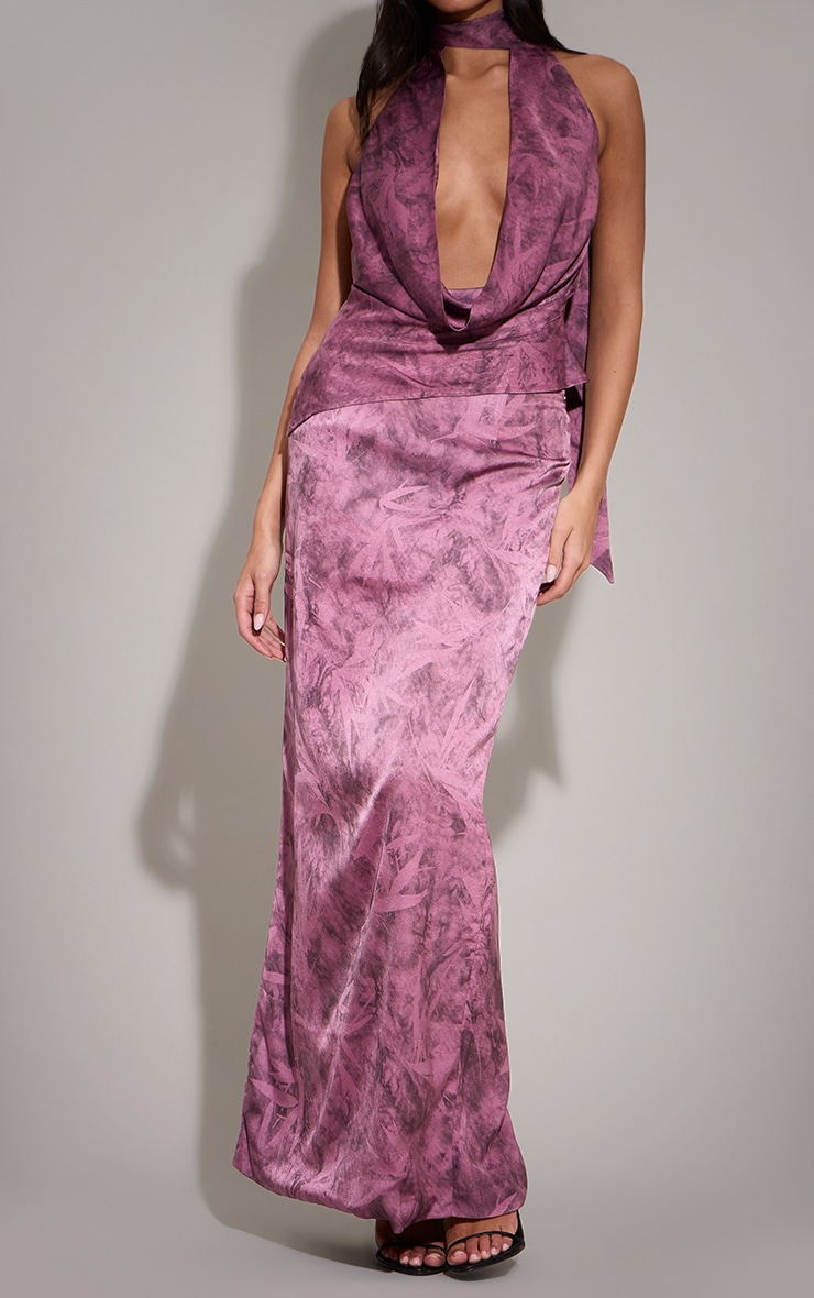 Jupe longue droite satinée imprimé violet image 2