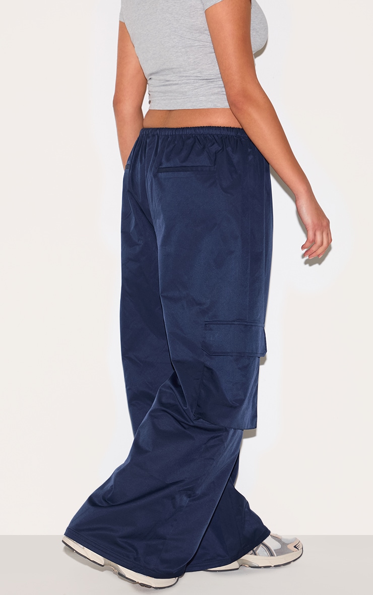 Plus Pantalon droit stye cargo bleu marine à cordons ajustables et poches image 3
