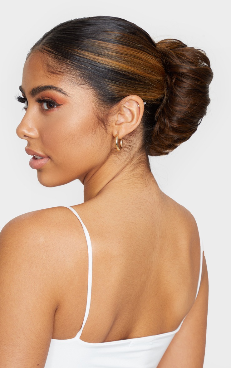 Lulla Bellz Messy Bun Scrunchie Warm Brunett Prettylittlething Aus