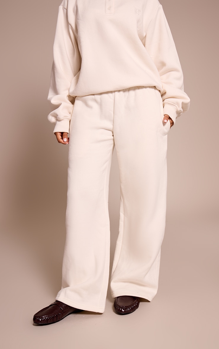 Petite Cream Prettylittlething Straight Leg Sweatpants image 2