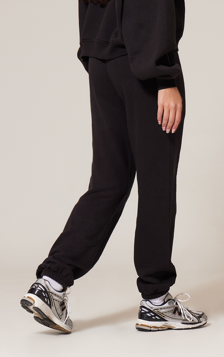 PRETTYLITTLETHING Black Oversized Embroidered Cuffed Sweatpants image 3