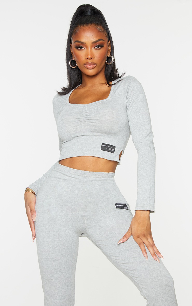 PRETTYLITTLETHING Shape - Top froncé devant gris