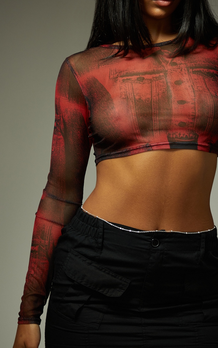 Women's Typography Red Crew Neck Long Sleeves Crop Top