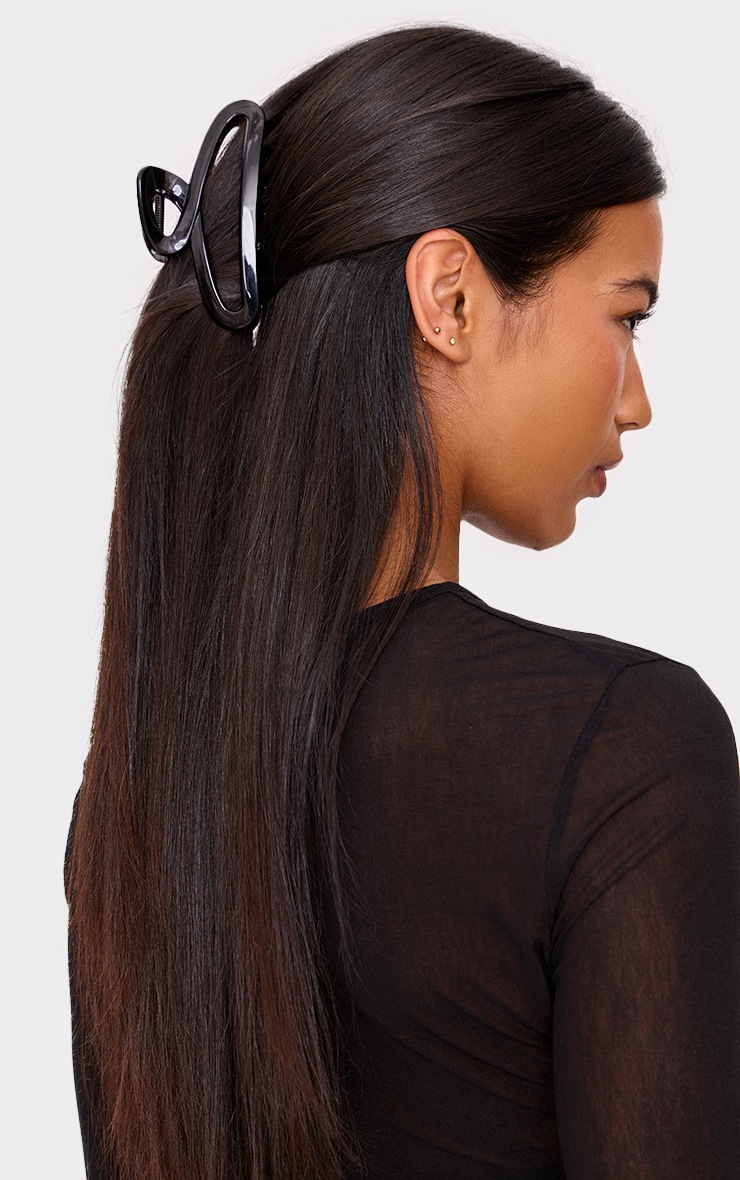 Black Curved Claw Clip image 1