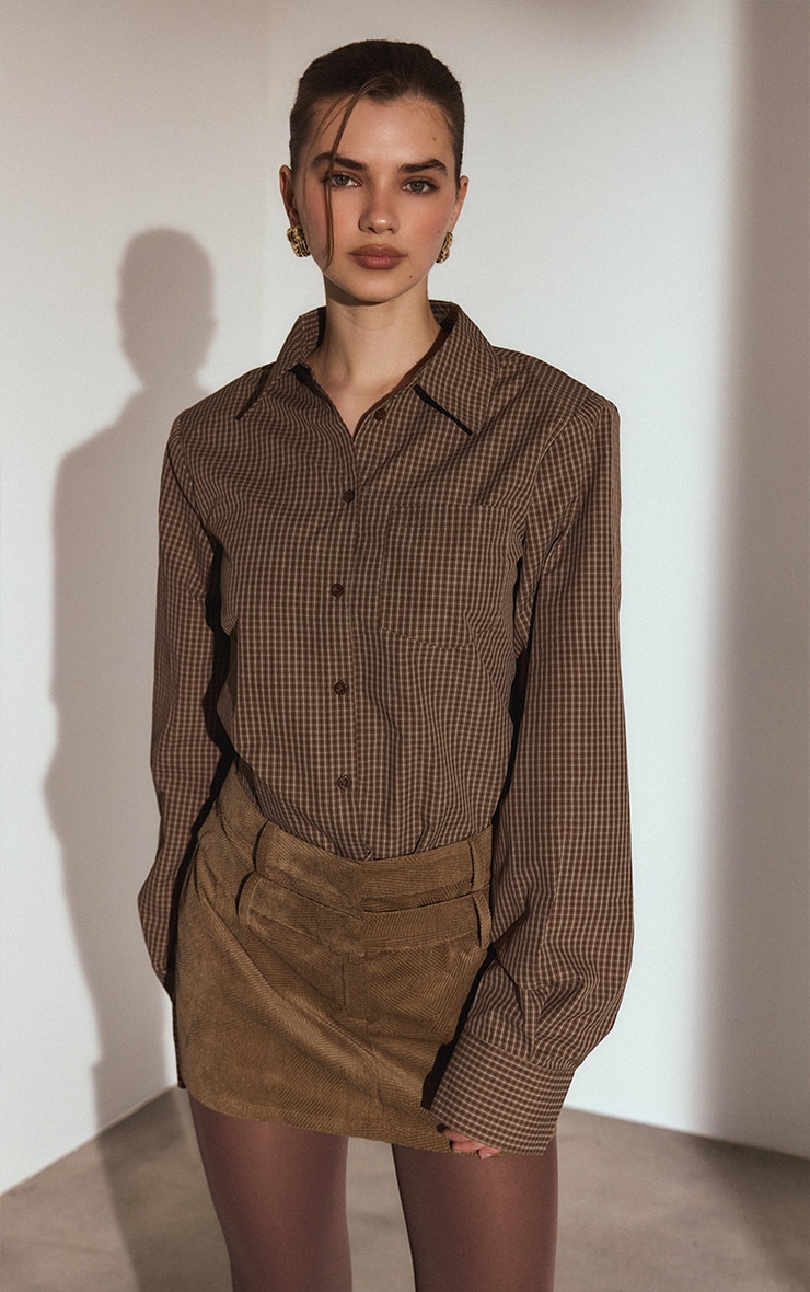 Mini-jupe en velours côtelé marron à bande doublée sur la taille image 5