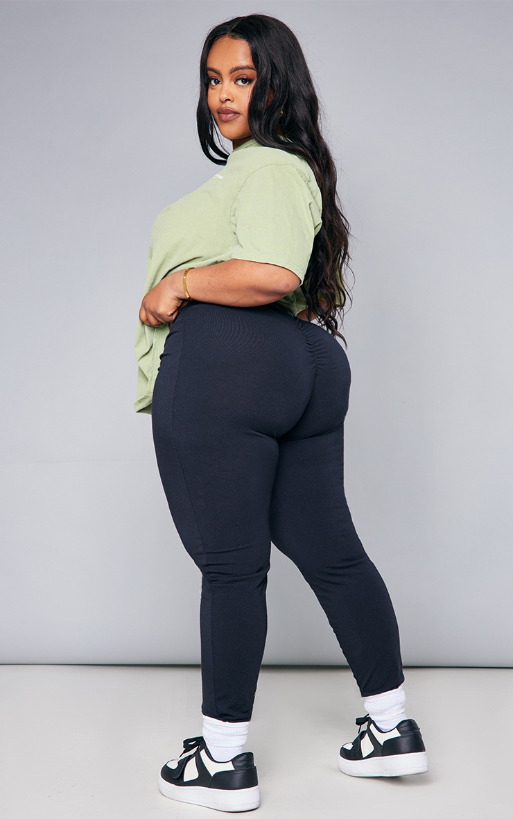 Bbws in Leggings