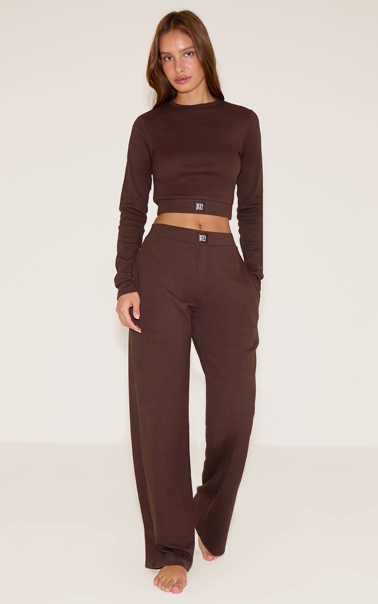 PrettyLittleThing Pantalon de pyjama large tonal côtelé chocolat à taille élastique image 1