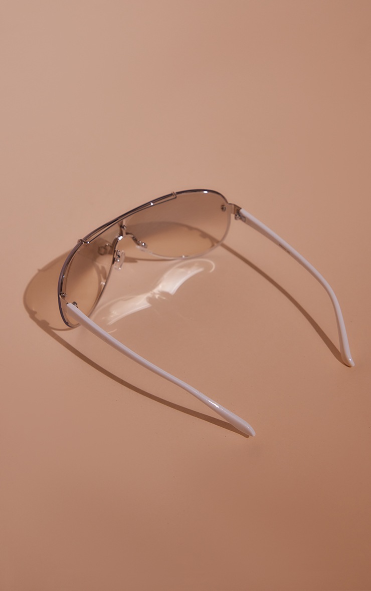 White Opaque Curved Bar 90s Visor Sunglasses image 2