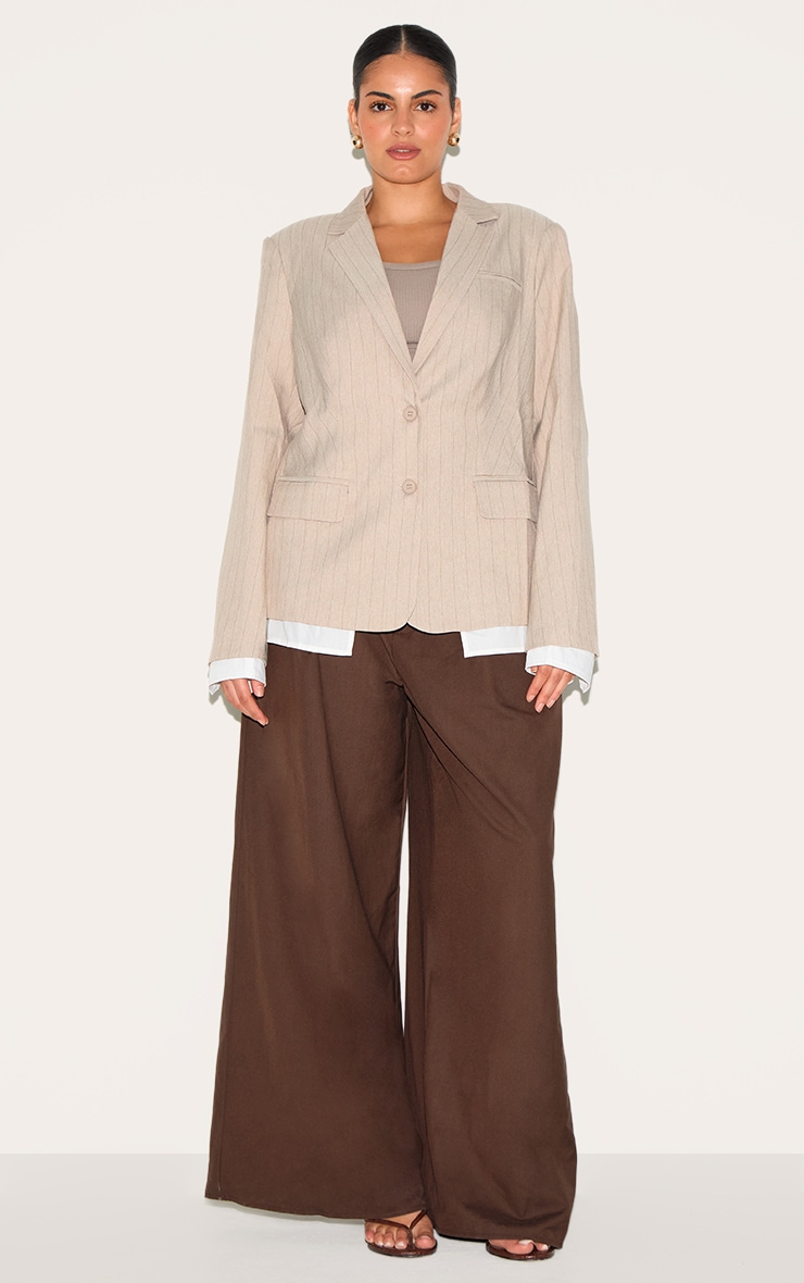 Plus Blazer taupe à fines rayures et détail chemise image 3