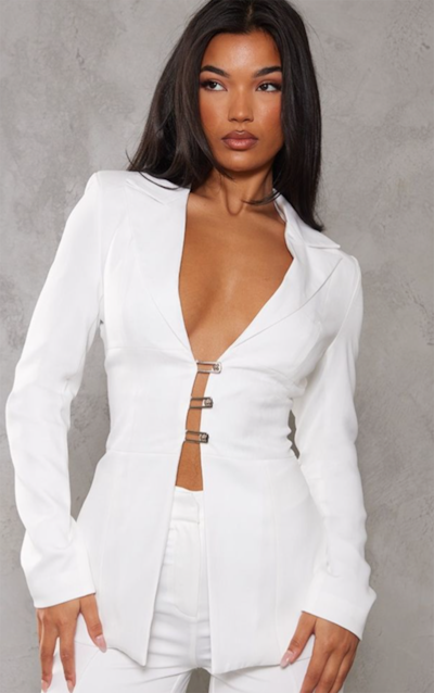 Blazer cintré blanc à laçage au dos