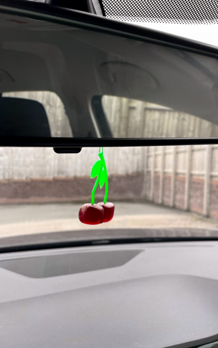 Sent-bon pour voiture en forme de cerises image 1