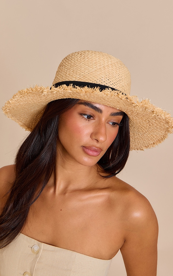 Chapeau soleil en raphia style paille non coloré à ruban noir et bordure élimée