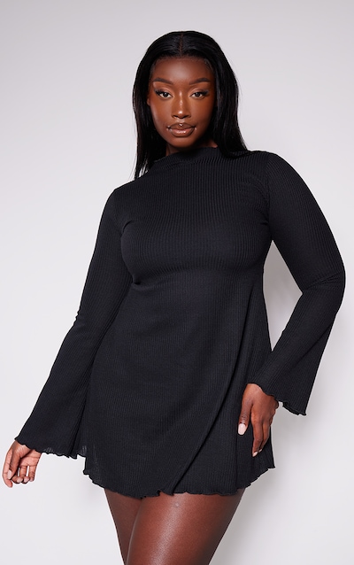 Plus Black Waffle Texture Flare Sleeve Shift Dress