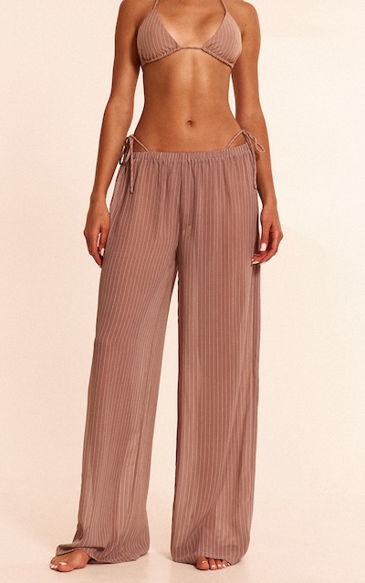 Pantalon de plage en mousseline de soie gris pierre à fines rayures