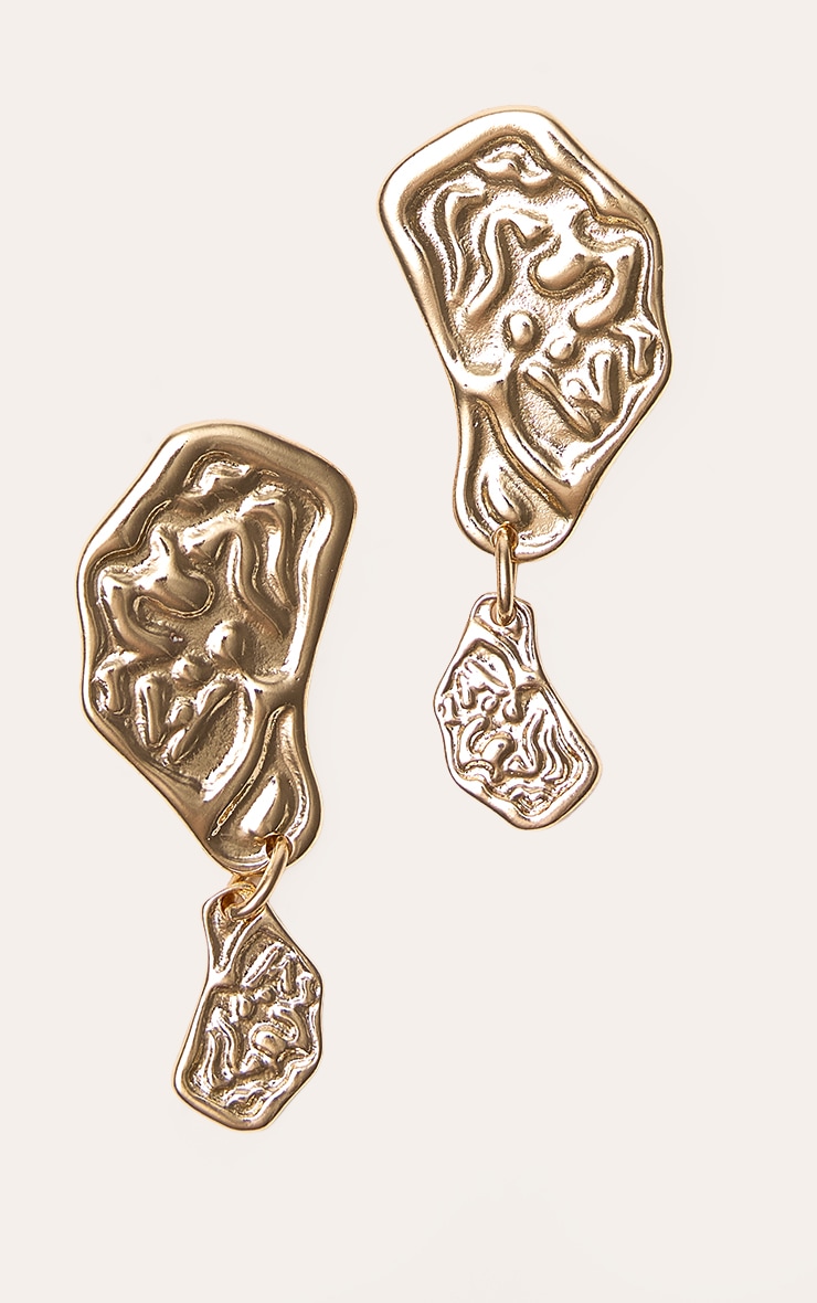 Boucles d'oreilles drapées texturées dorées image 3