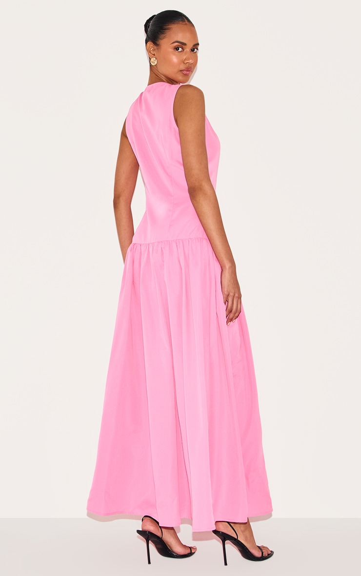 Robe longue rose bonbon à boutons et taille tombante image 2