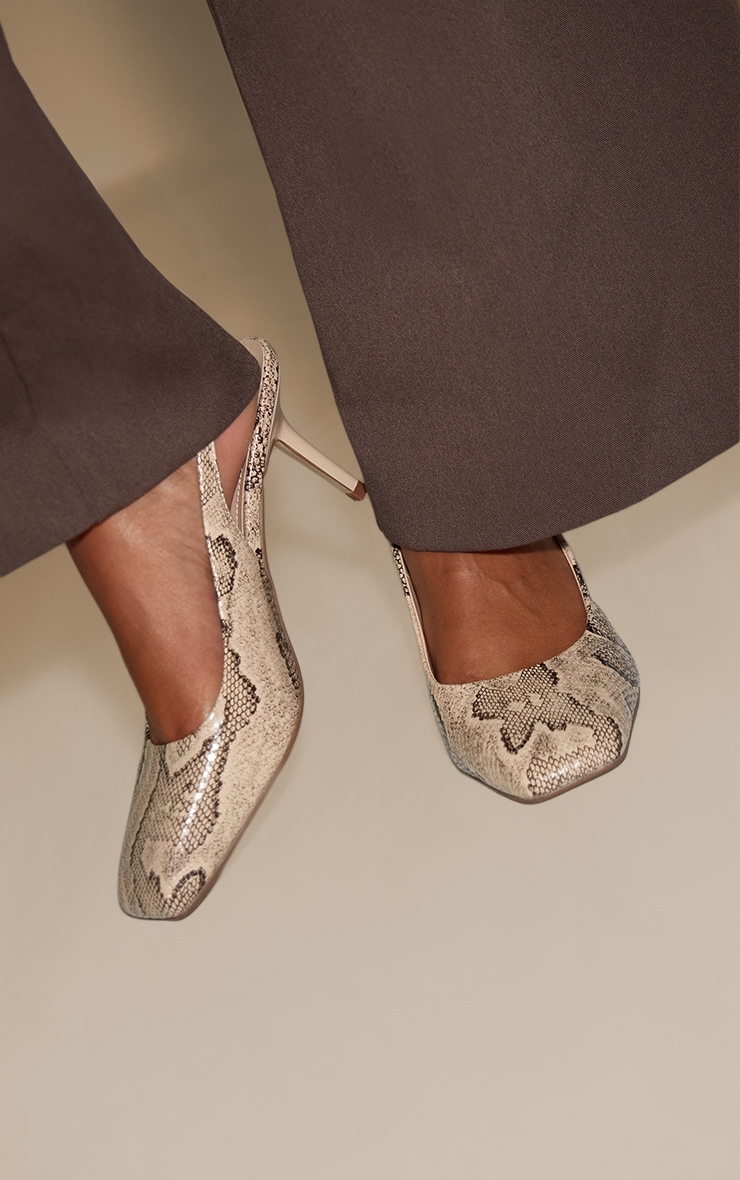 Talons carrés imprimé serpent à bride derrière