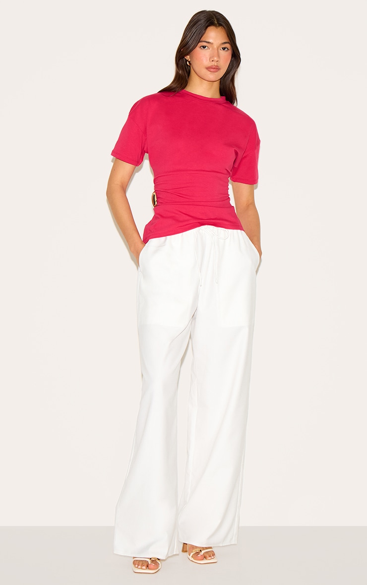 Red Trim Detail Asymmetric Hem T Shirt image 3