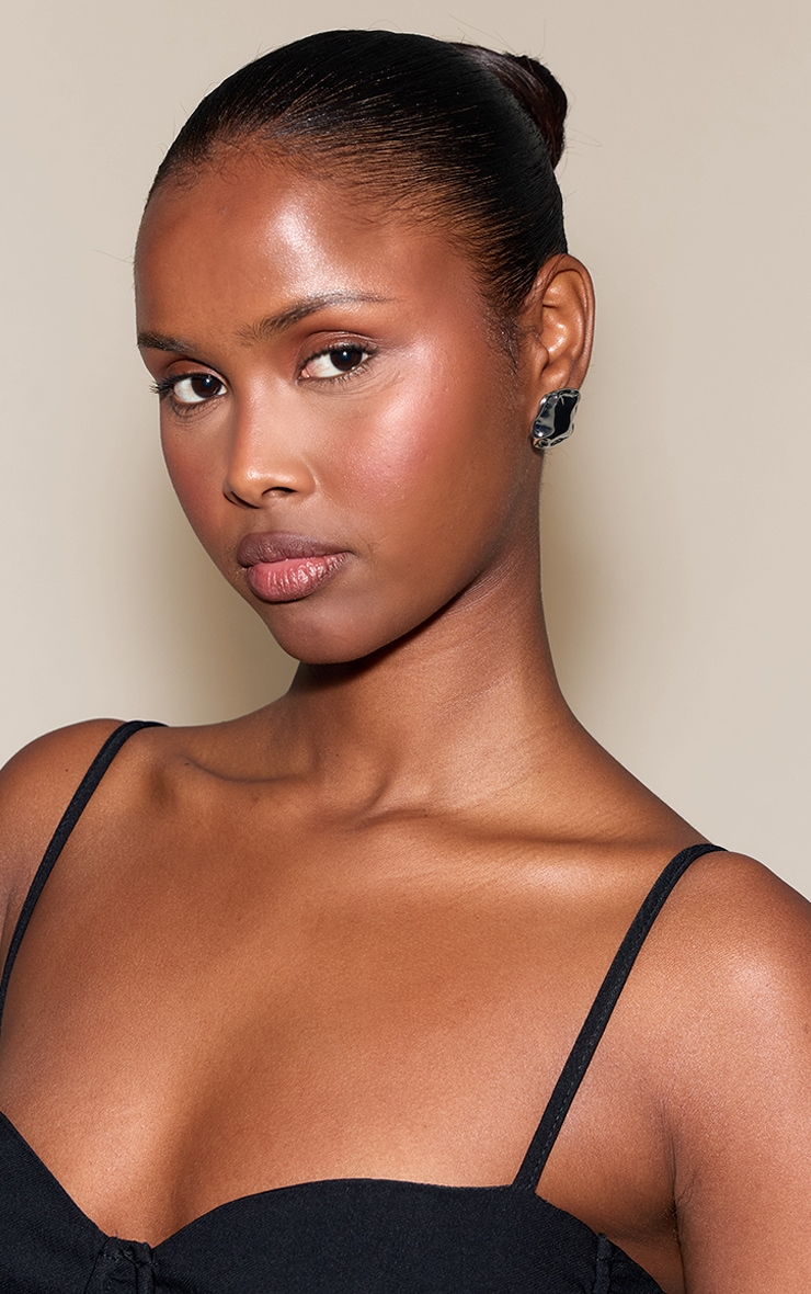 Boucles d'oreilles carrées martelées argentées