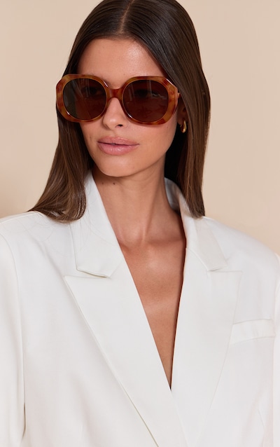 Lunettes de soleil oversize angulaires en écailles miel