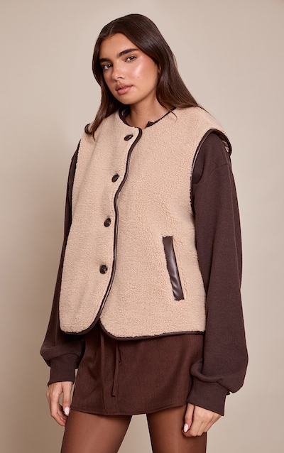 Gilet en imitation mouton beige à brodures en PU
