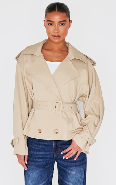 Trench classique beige style coupé