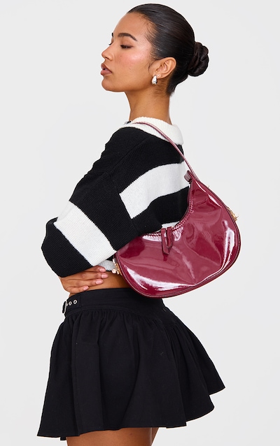 Sac à main verni bordeaux arrondi