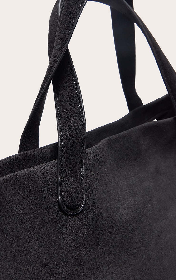 Sac à main allongé en suédine noire image 3