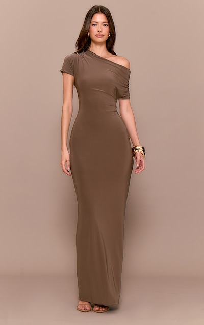 Robe longue moulante asymétrique doublée gris champignon à manches froncées