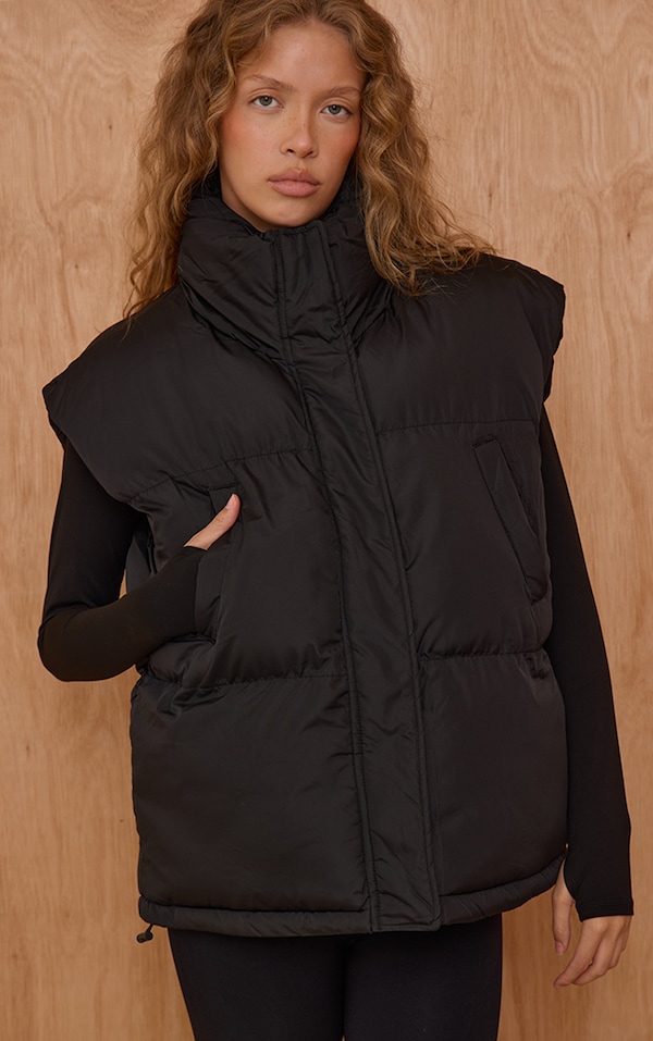 Black Extended Shoulder Sleeveless Puffer Gilet