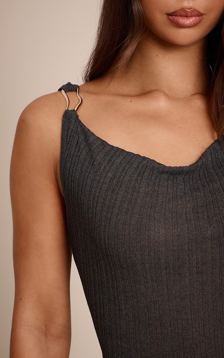 Top en maille tricot gris anthracite à col bénitier et empiècement image 4