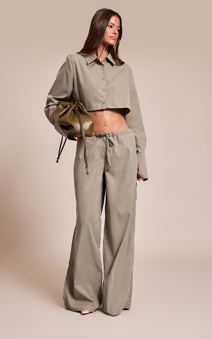 Chemise courte kaki foncé image 3