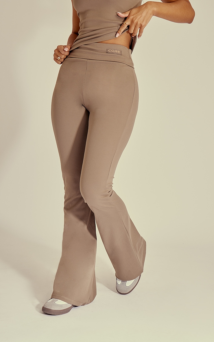 Petite Legging en Sculpt chocolat à étiquette imprimée Core Collection image 2